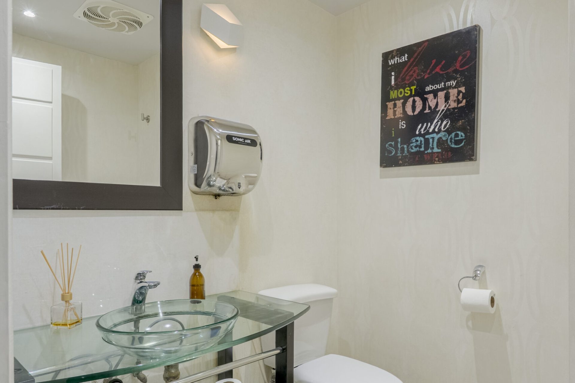 Baños en oficinas en bosques de las lomas